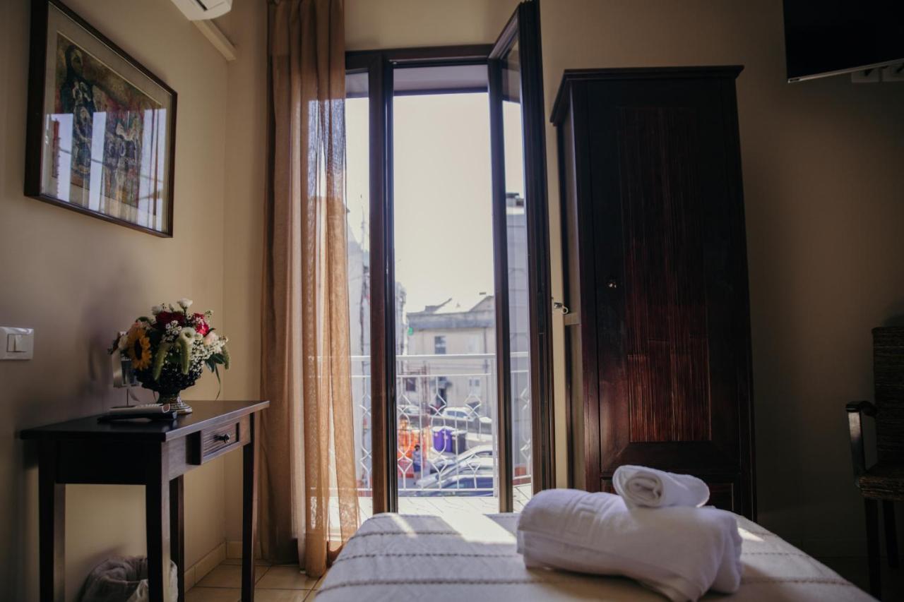 Bed and Breakfast Le Antiche Colonne Cinquefrondi Экстерьер фото